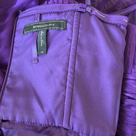 BCBG Strapless Purple Gown Size 8 - Picture 12 of 16